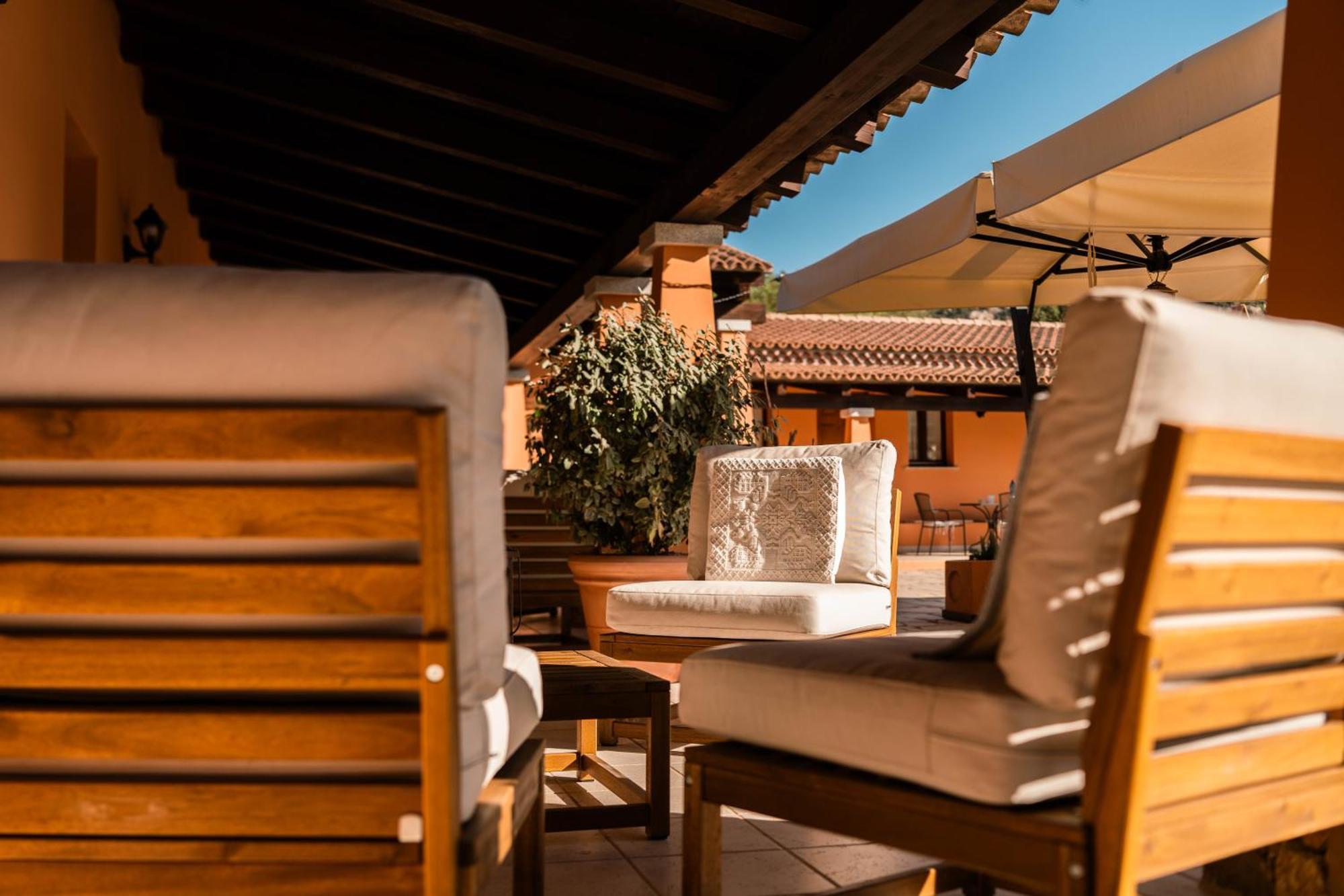 Casagliana Suite Resort Olbia Ngoại thất bức ảnh