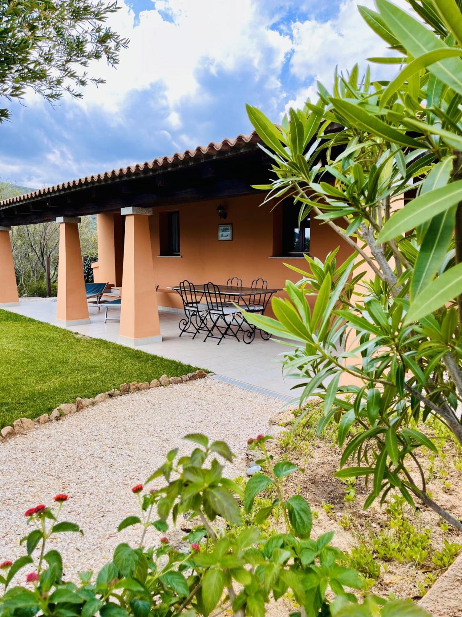 Casagliana Suite Resort Olbia Phòng bức ảnh
